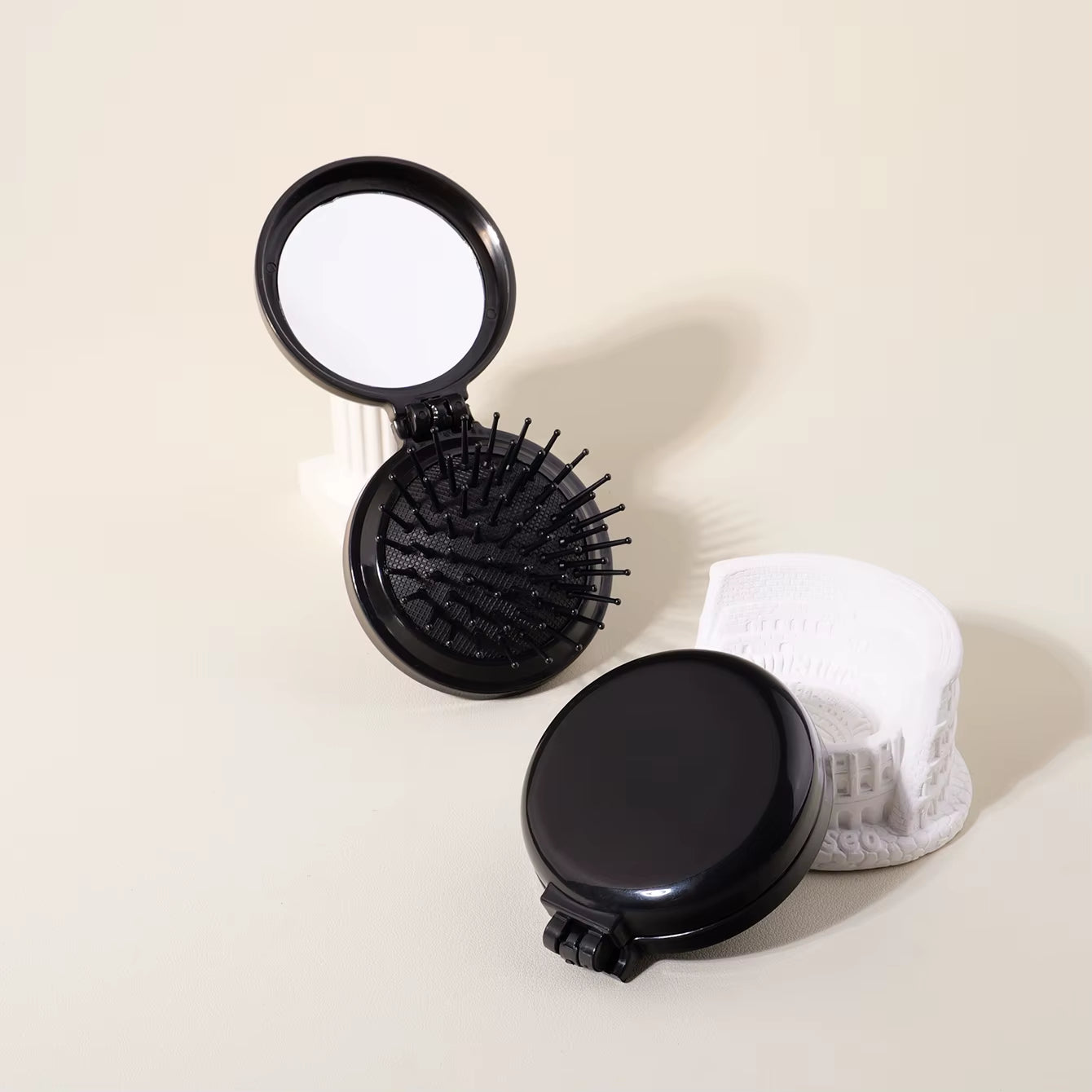 1/2Pc Folding Travel Mirror Hair Brushes round Folding Pocket Hair Brush Mini Hair Comb，Special for Real Hair Wigs