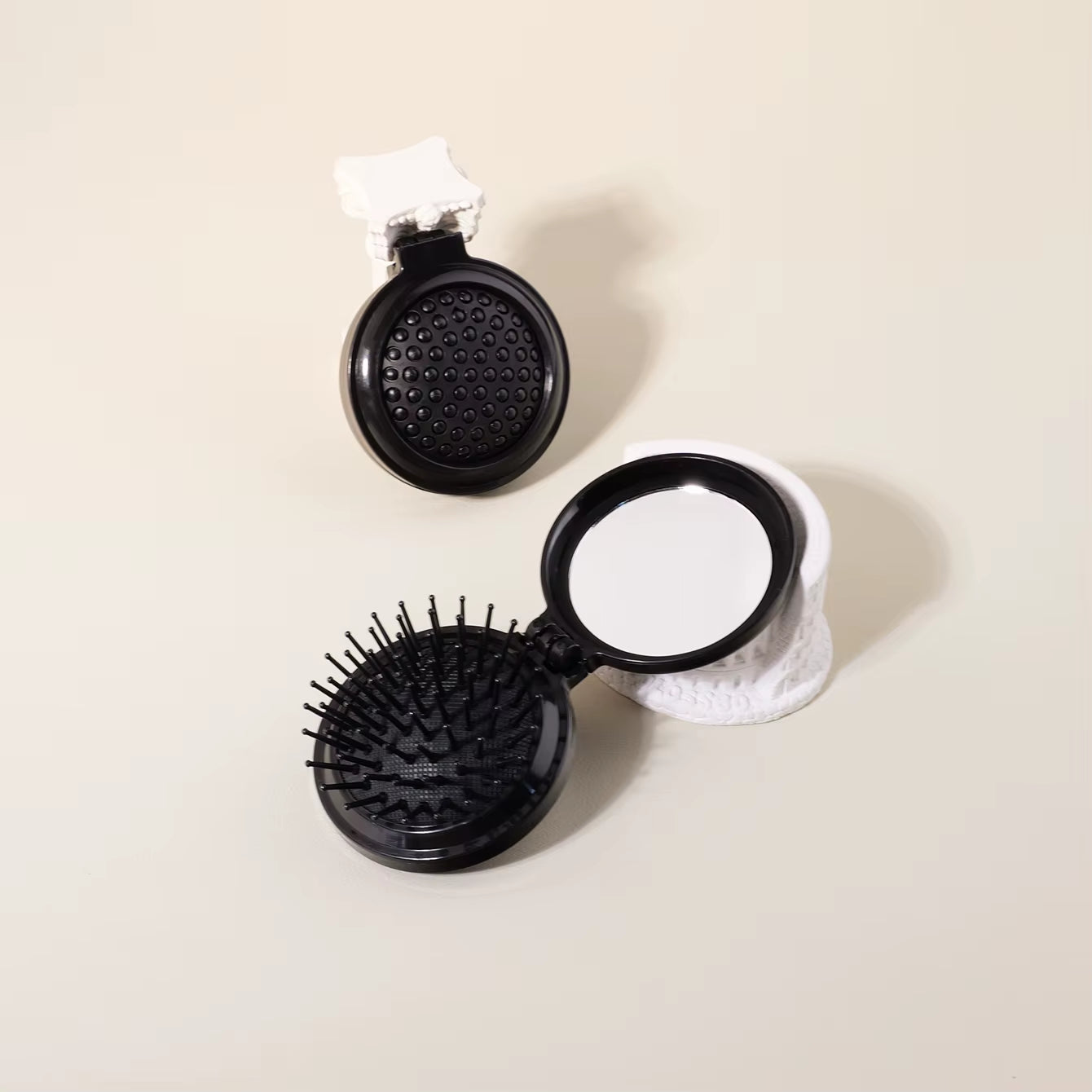 1/2Pc Folding Travel Mirror Hair Brushes round Folding Pocket Hair Brush Mini Hair Comb，Special for Real Hair Wigs