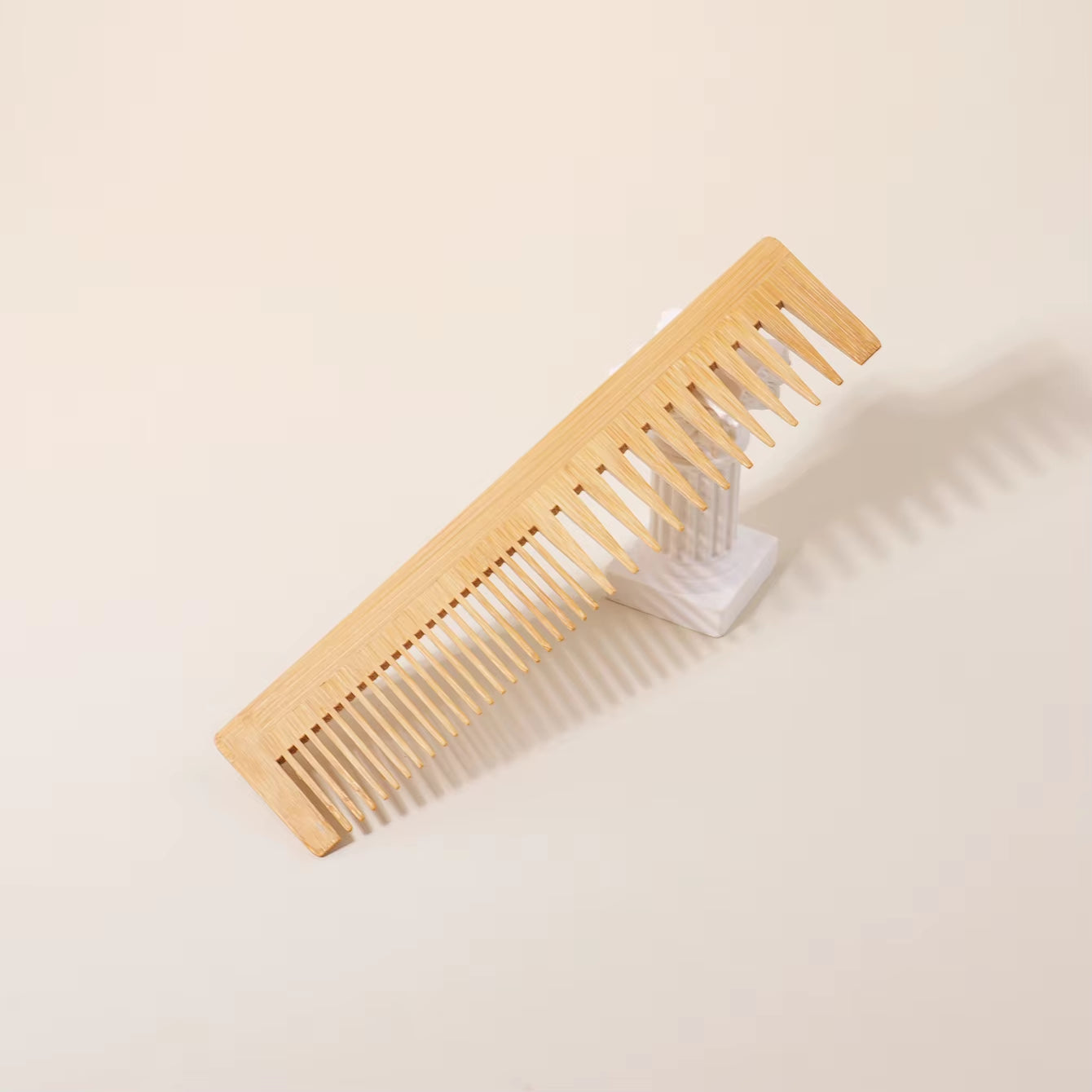 1Pc Wide and Fine Toothed Wood Comb, anti Static and anti Residue Wood Comb,Hair Removal Comb，Special for Real Hair Wigs